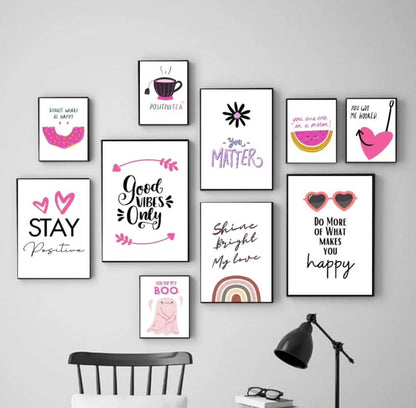 GIRLISH – 10 PANEL SET – DECOR WALL ART
