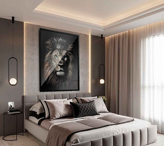 Royal Lion with Crown