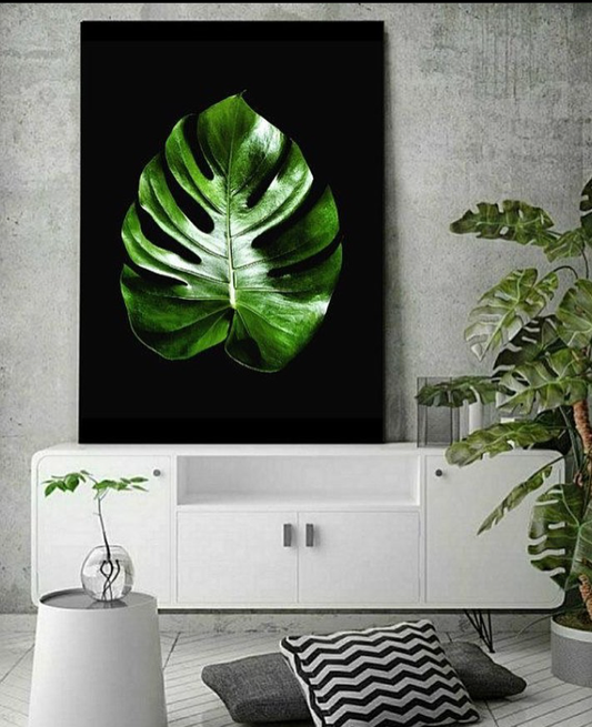 MONSTERA WITH BLACK BACKGROUND – SINGLE WALL ART