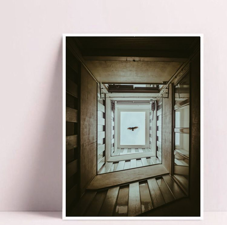 BROWN AND WHITE ARCHITECTURE WALL ART – SINGLE WALL ART