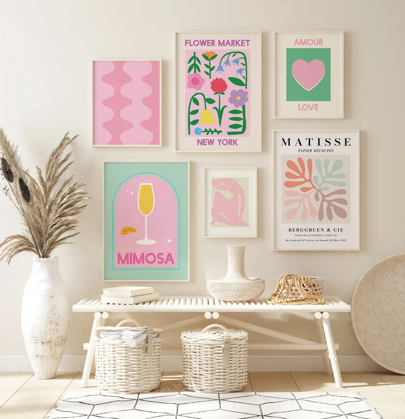 GIRLISH ROOM ART FRAMES – 6 PANEL SET