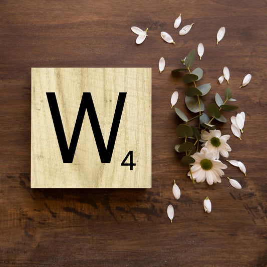 SCRABBLE LETTER “W”